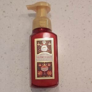 Bath & Body Works 'Tis the Season Foaming Hand Soap